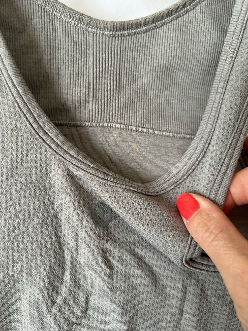 lululemon athletica Gray Ribbed Racerback Long Tank - Picture 4 of 7
